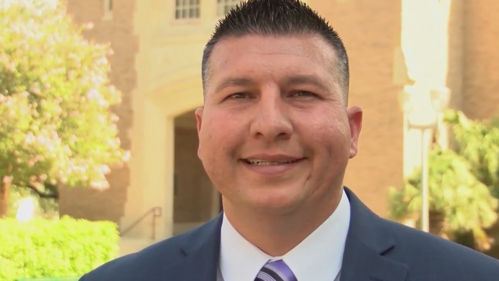 Challenger Richard Molina defeats Edinburg Mayor Richard Garcia KGBT