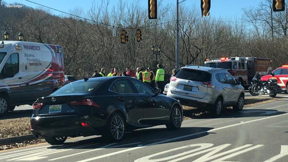 Pedestrian struck on Lakeshore Drive suffers serious injuries WBMA