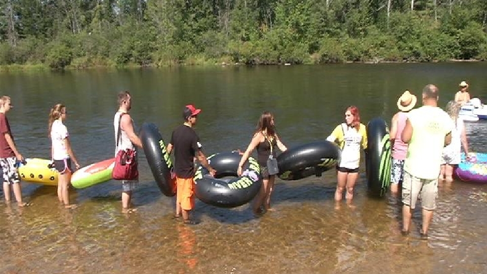 World record attempt draws hundreds to Au Sable River WPBN