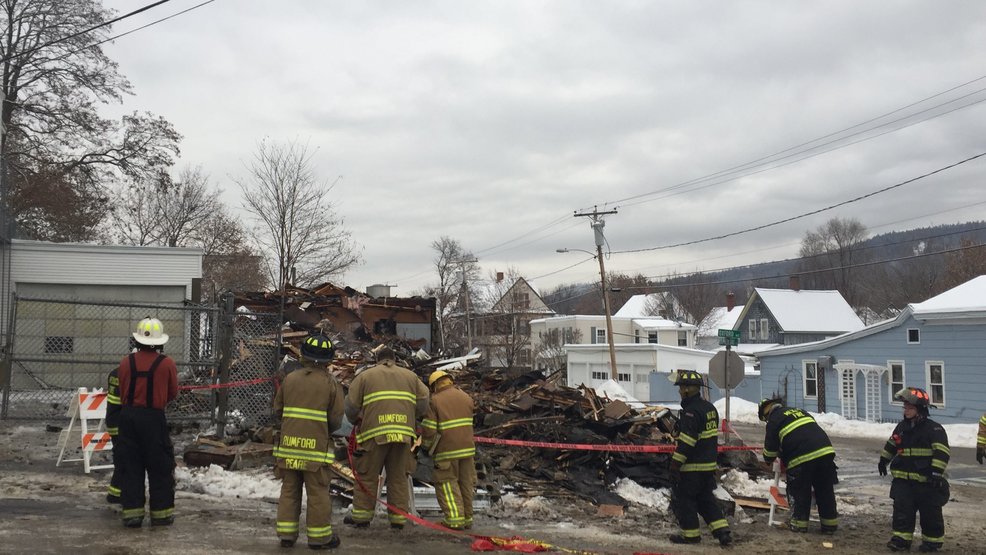 Fire destroys building in Rumford WGME