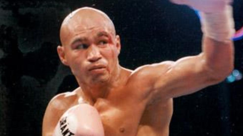 San Antonio boxing legend Leija returns to train Spurs, reveals most