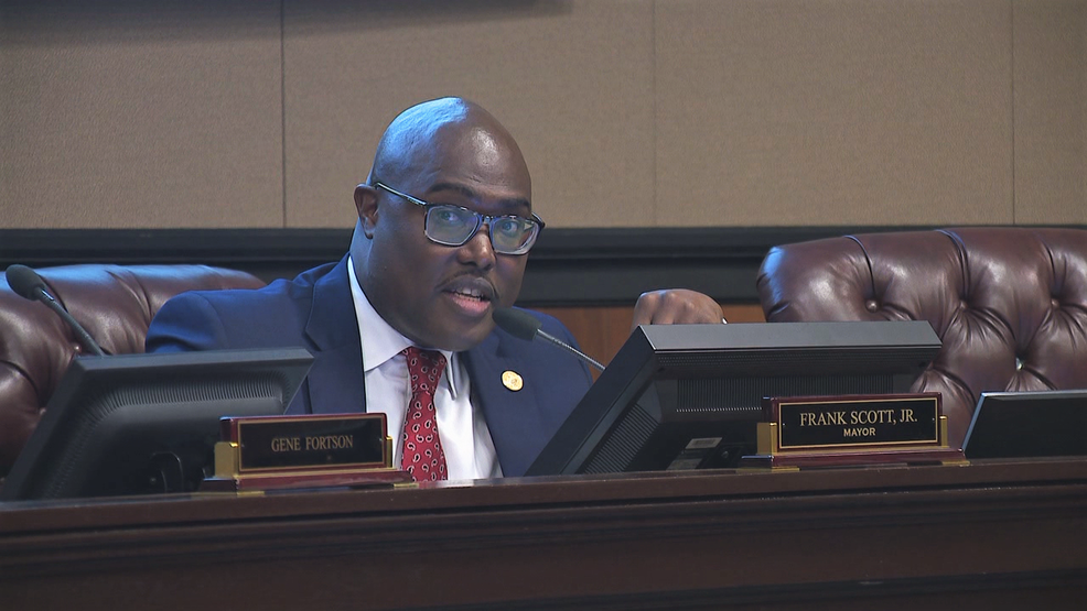Little Rock Mayor Frank Scott Jr. says passage of 2020 budget 'moves