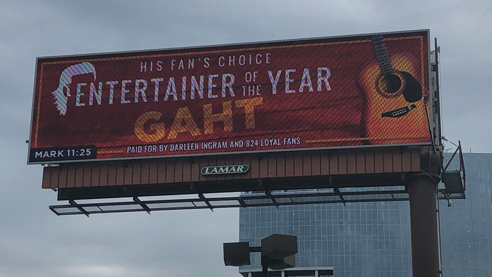 Fans fund billboards around Nashville supporting Wallen WZTV