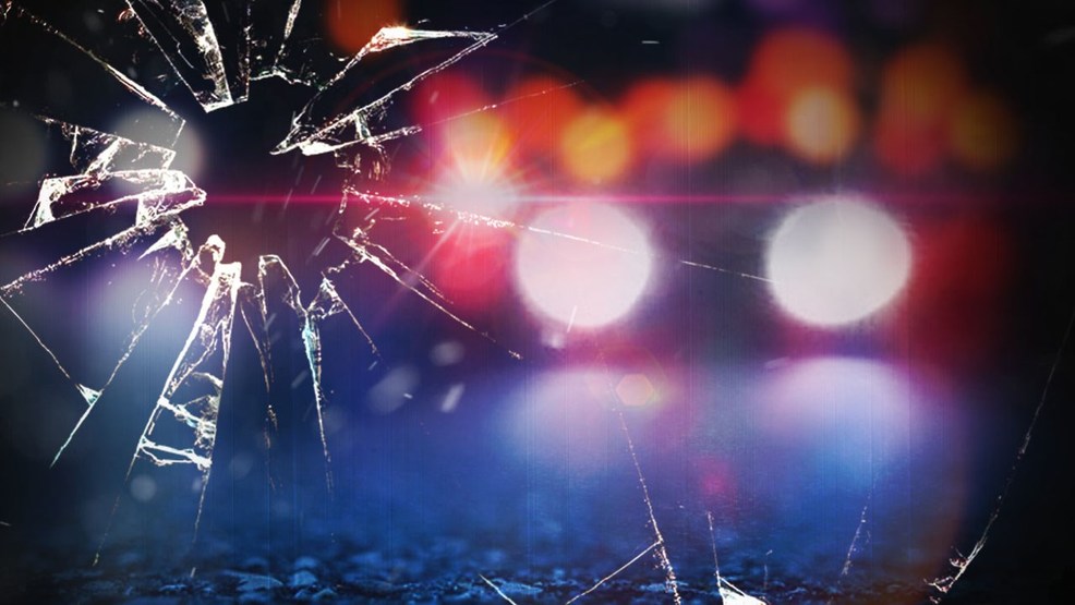 Crash involving tractor-trailer, pickup truck reported in Cayuga County Crash involving tractor-trailer, pickup truck reported in Cayuga County