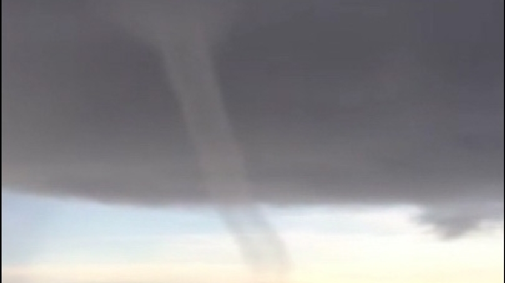 131022_waterspout_tb.jpg