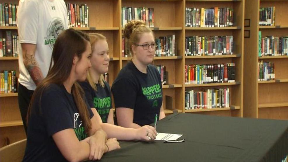 ATHENS SIGNING DAY.jpg ATHENS SIGNING DAY.jpg