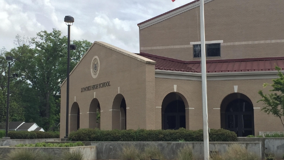 UPDATE Lonoke High School baseball coach resigns amid 'inappropriate