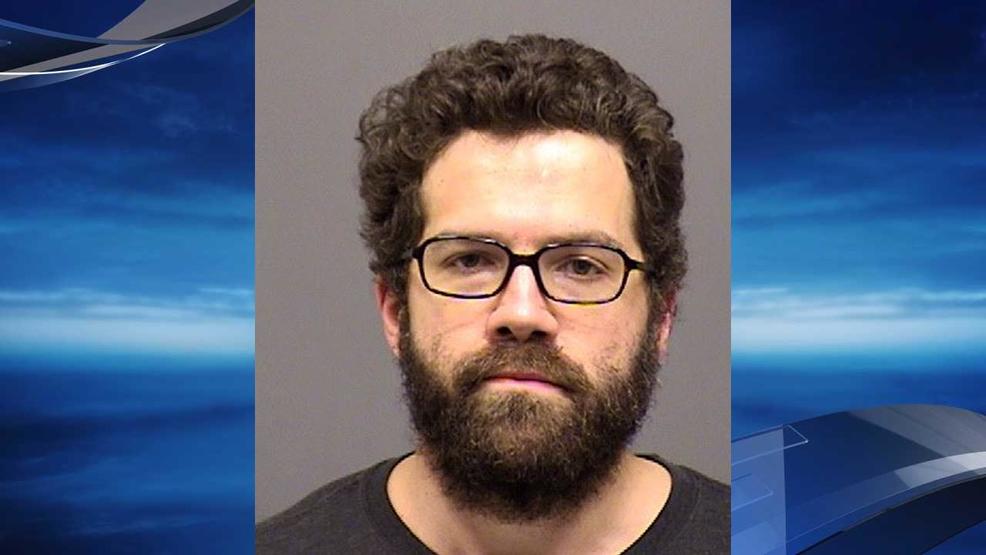 Man Accused Of Inappropriately Touching Women At Clackamas Barnes