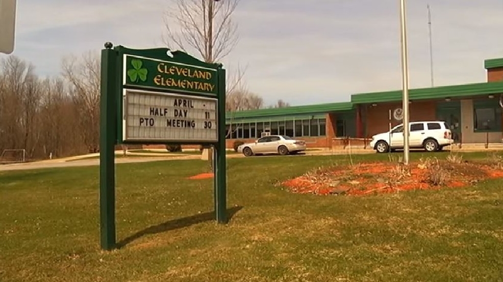 Cleveland Elementary School to reopen, officials hope to open for '16